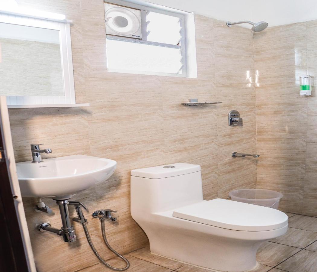 Hotel Vinayaga Tiruppur Zewnętrze zdjęcie